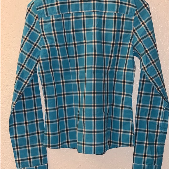 “New” Hollister long sleeve shirt - Picture 2 of 3
